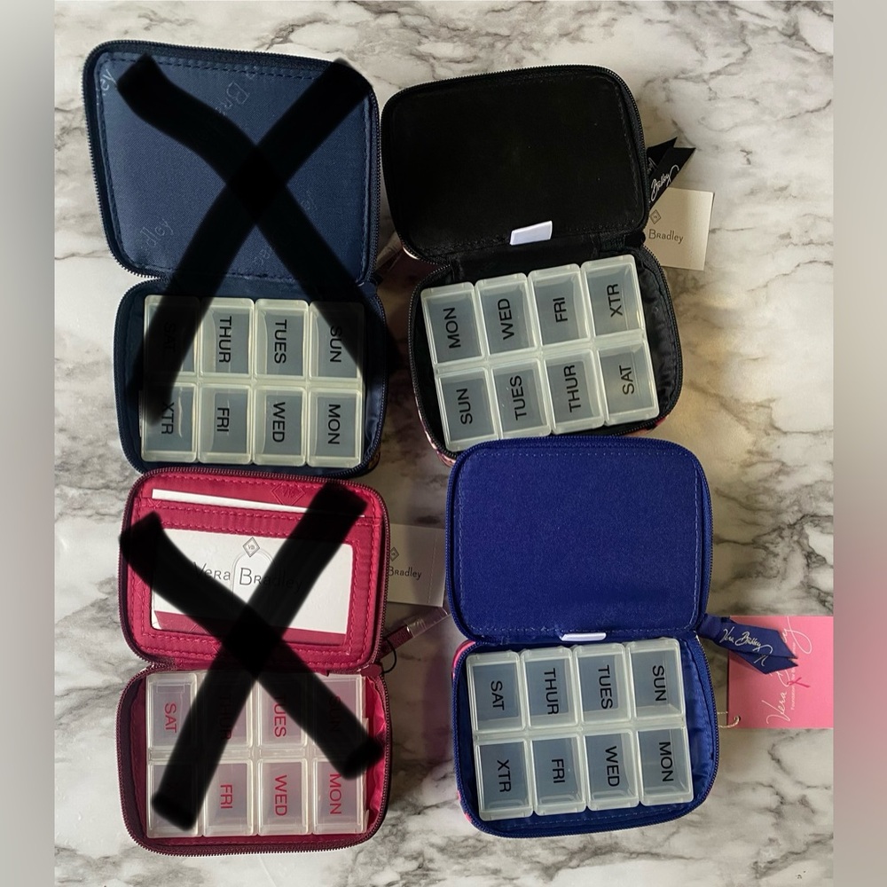 Brand new Vera Bradley Travel Pill Case - Picture 2 of 4